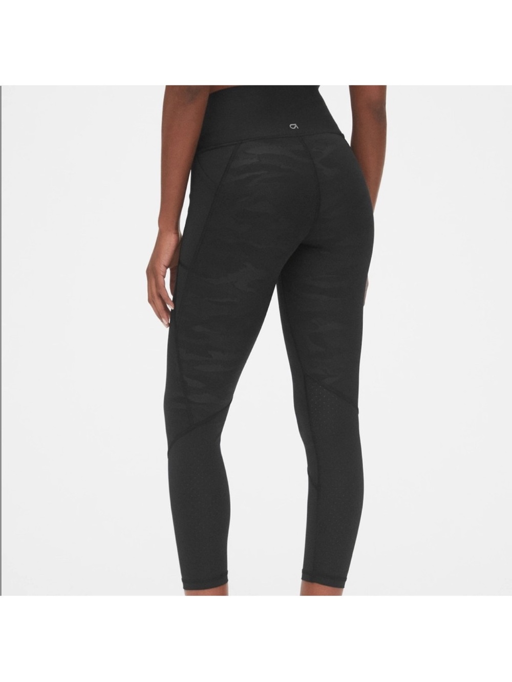 TALL NWT: GAP Black High-Waist Camo Pocket Leggings